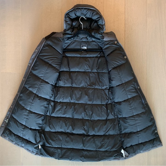 North Face Grey Winter Arctic Parka Jacket with Faux Fur Trim - Picture 6 of 16